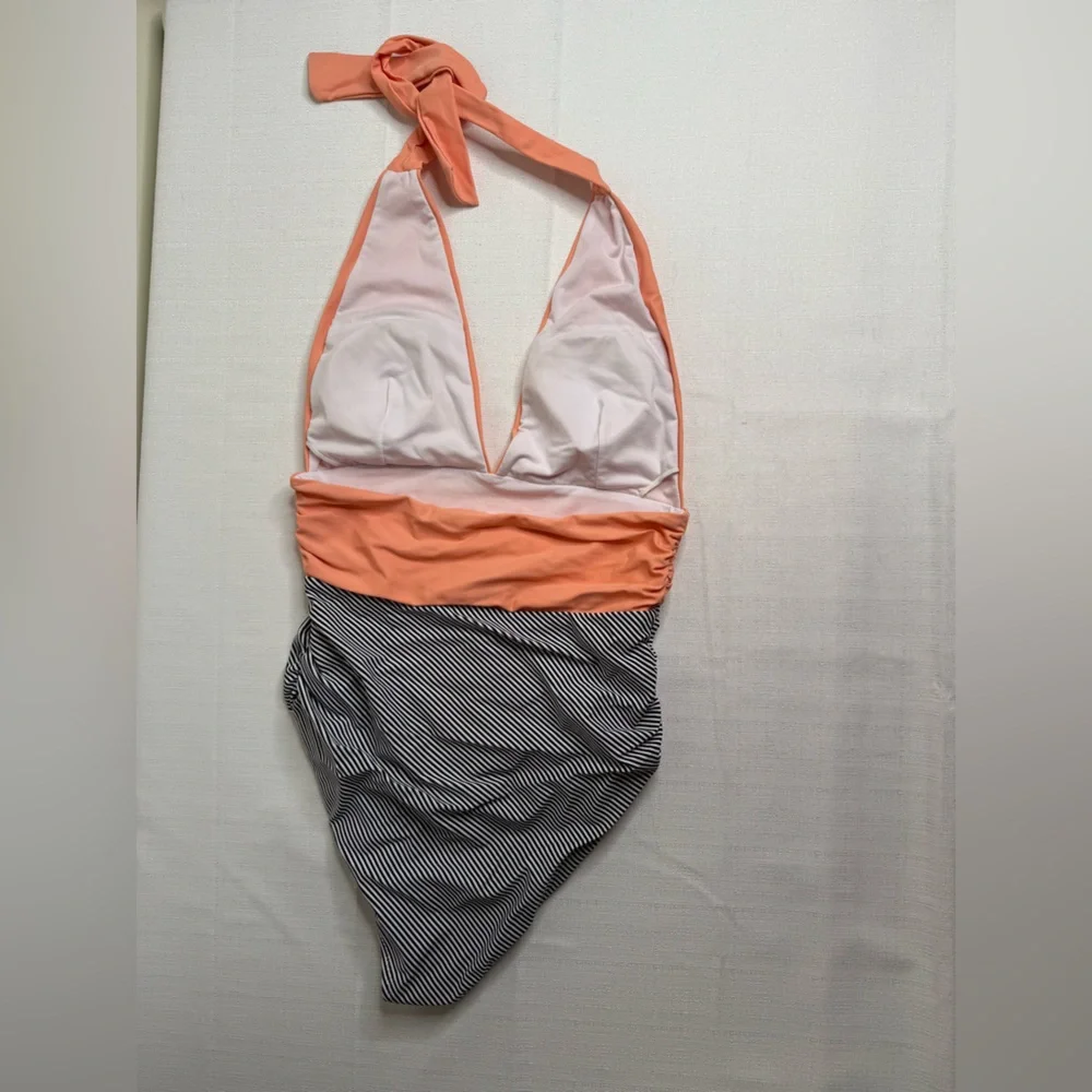 Stylish One-Piece Swimsuit